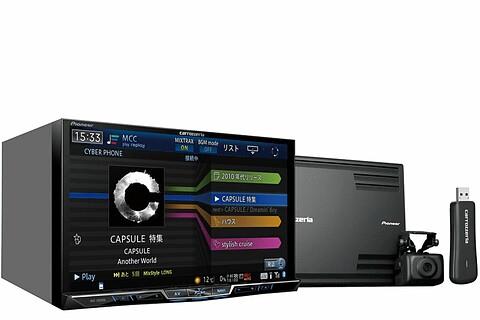 初の8インチナビなのですが、新型ソリオの純正アクセサリーカタログの中にしっかりと8インチサイバーナビもラインナップされているので対応ガーニッシュさえ購入すれば